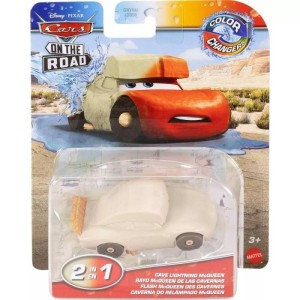CARS. AUTO ZMIENIAJĄCE KOLOR JHG32, MATTEL