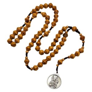 RÓŻANIEC Z MEDALIKIEM