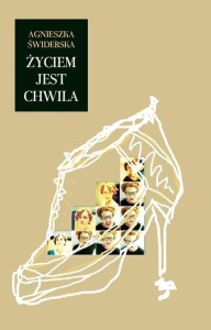 ŻYCIEM JEST CHWILA, KAROLINA MADEJ