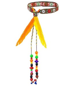 OPASKA HIPISKA Z KORALIKAMI I PIÓRKIEM