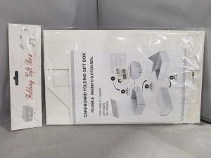 PUDEŁKO PREZENTOWE 39X28X17,5CM, ADAR