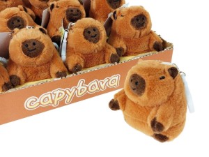 KAPIBARA Z BRELOKIEM, ADAR