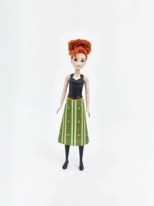 DISNEY FROZEN KRAINA LODU LALKA PODSTAWOWA, MATTEL