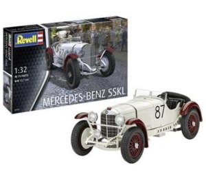 REVELL MERCEDES-BENZ SSKL