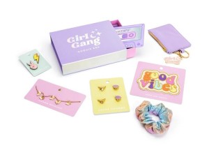 ZESTAW PREZENTOWY GIRL GANG GOODIE BOX 19X15X4CM