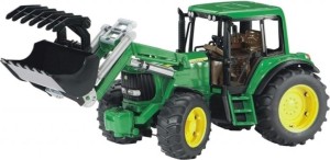 TRAKTOR JOHN DEERE 6920 Z ŁADOWARKĄ CZOŁOWĄ