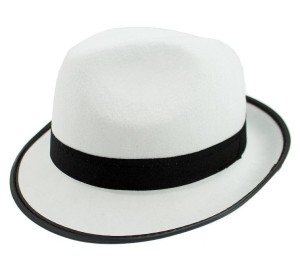 KAPELUSZ GANGSTER BIAŁY Z CZARNĄ LAMÓWKĄ
