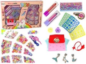 ZESTAW DO MAKIJAŻU I BIŻUTERII, LEANTOYS